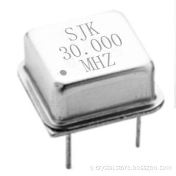 Half Size Crystal Oscillator, 0.25 to 180MHz Frequency Range, Measuring 12.9 x 12.9mm